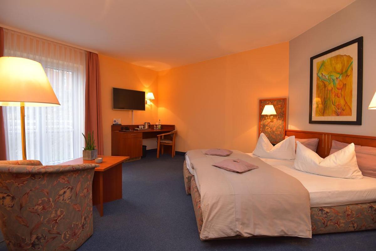 Altstadthotel An Der Werra Meiningen Exteriör bild